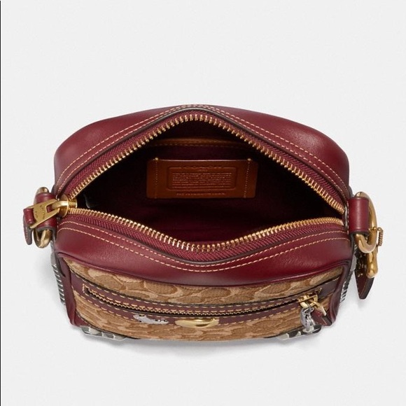 Trade only
Coach 1941 Max 18 Sig. Jacquard Scarlet 41385 - Picture 3 of 16